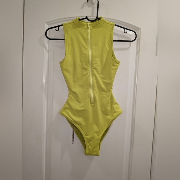 NWT SKIMS ZIP FRONT SLEEVELESS ONE PIECE SWIM IN CITRUS - Picture 5 of 7